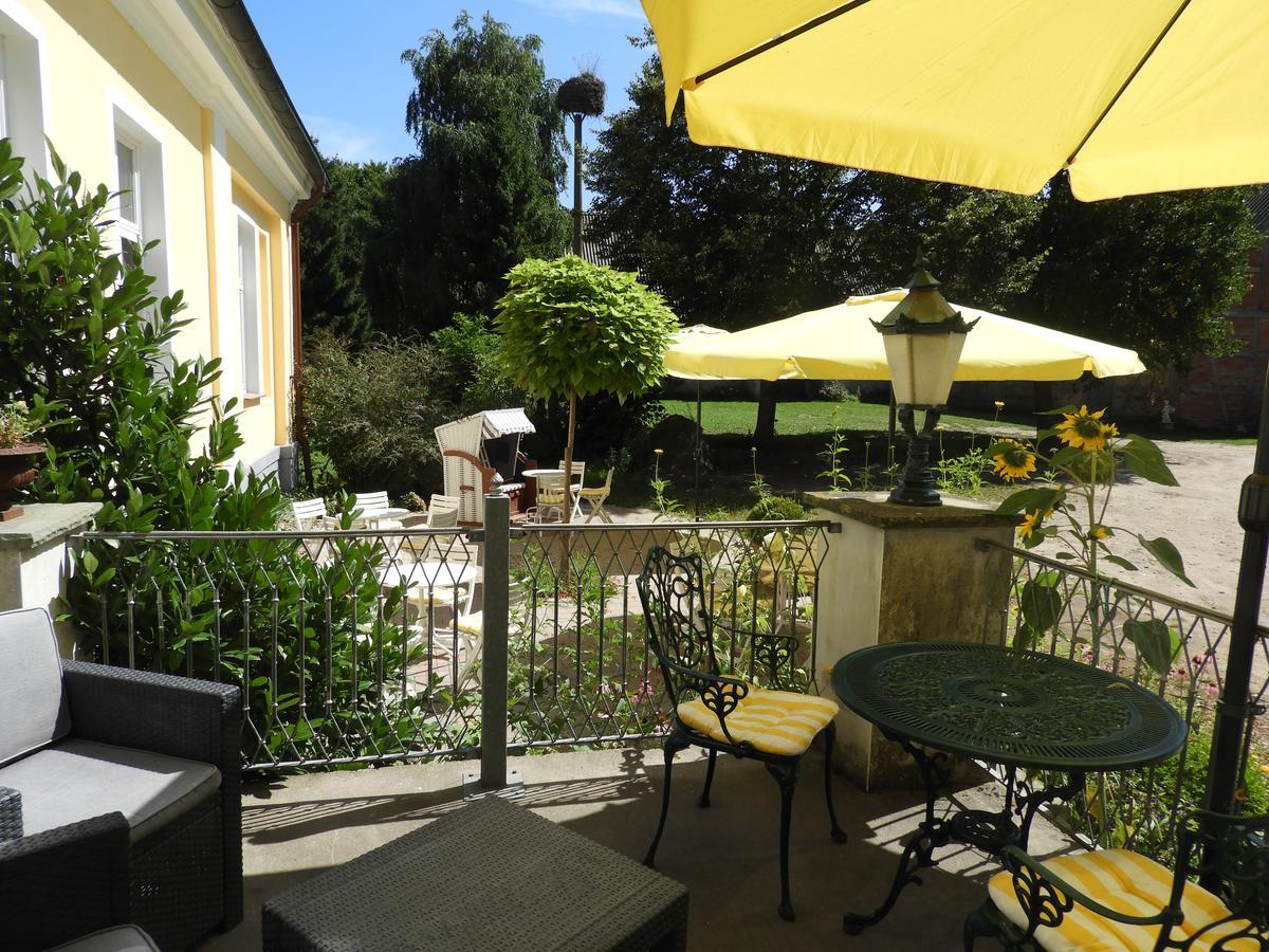 Landhotel Gut Zarrentin Gransebieth Exterior foto